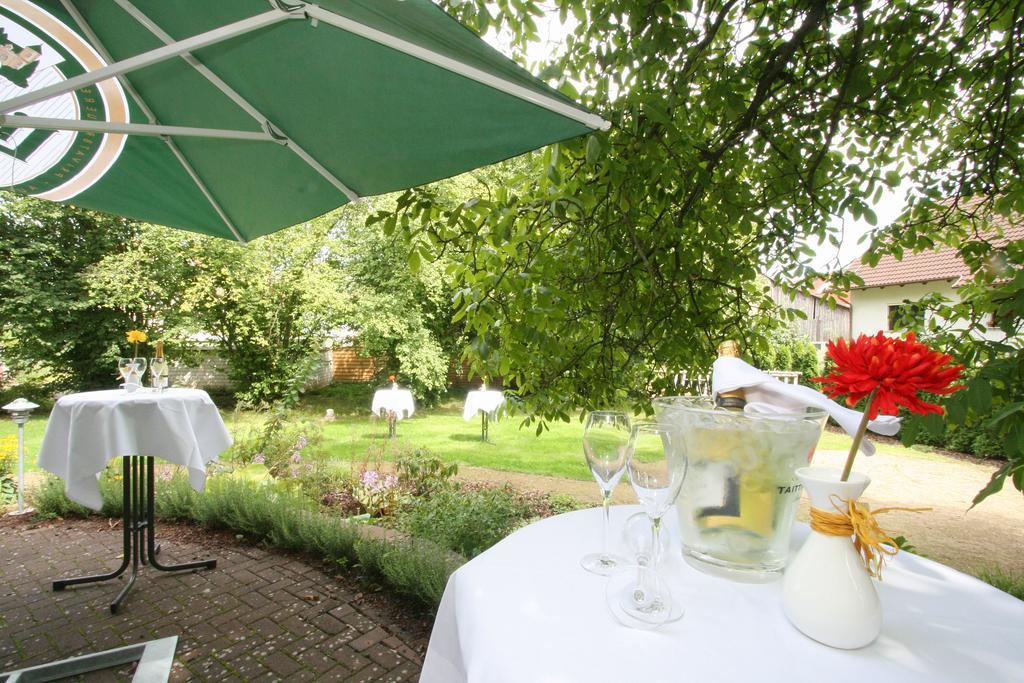 Hotel Muehlenhof Lollar מראה חיצוני תמונה