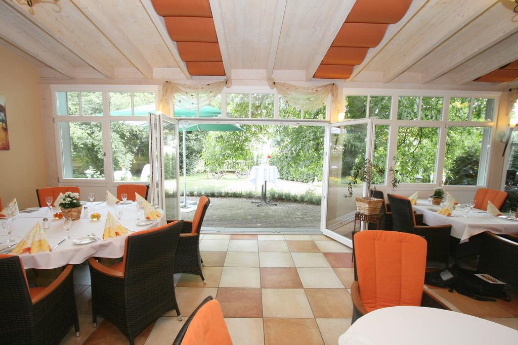 Hotel Muehlenhof Lollar מראה חיצוני תמונה