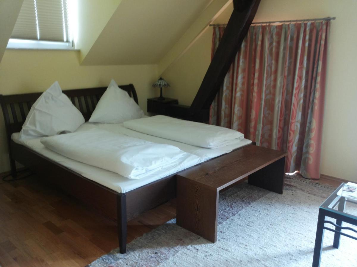 Hotel Muehlenhof Lollar מראה חיצוני תמונה